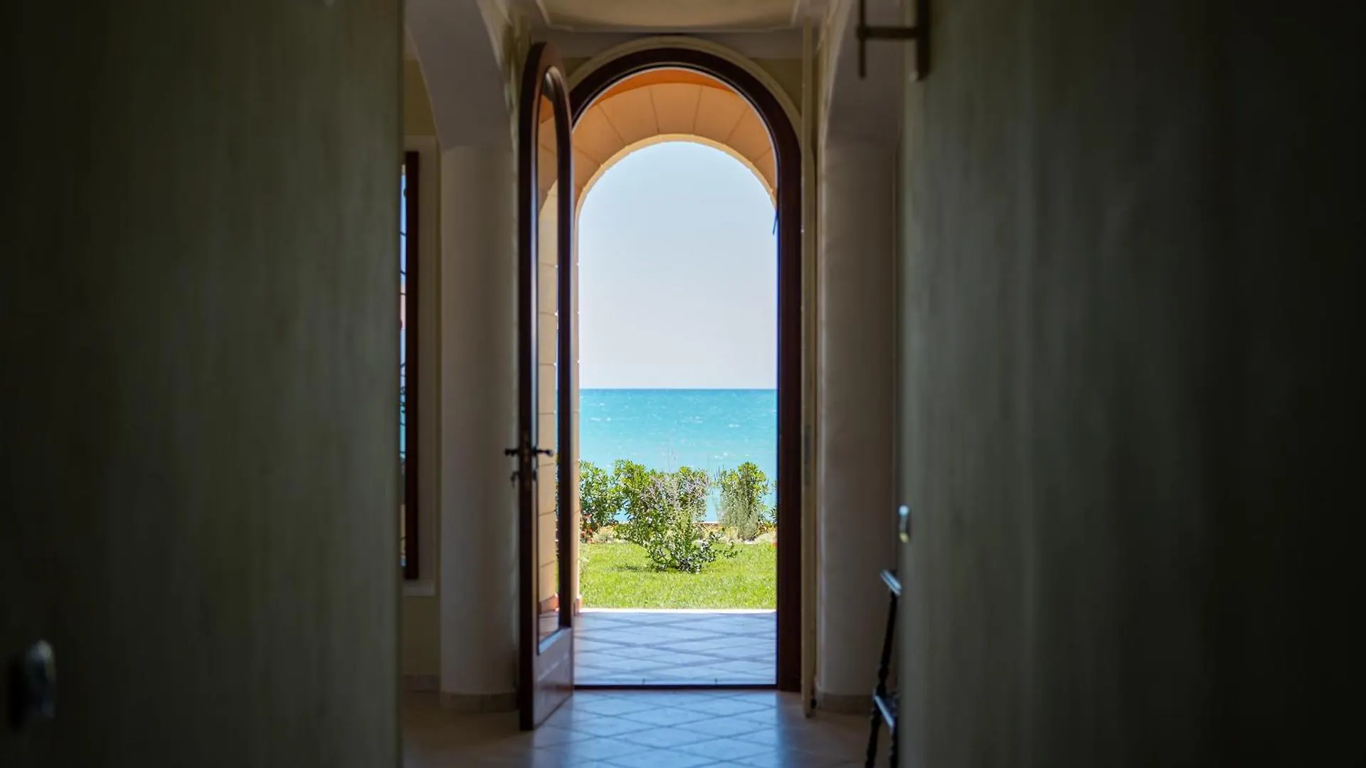 Villa Liberty San Leone