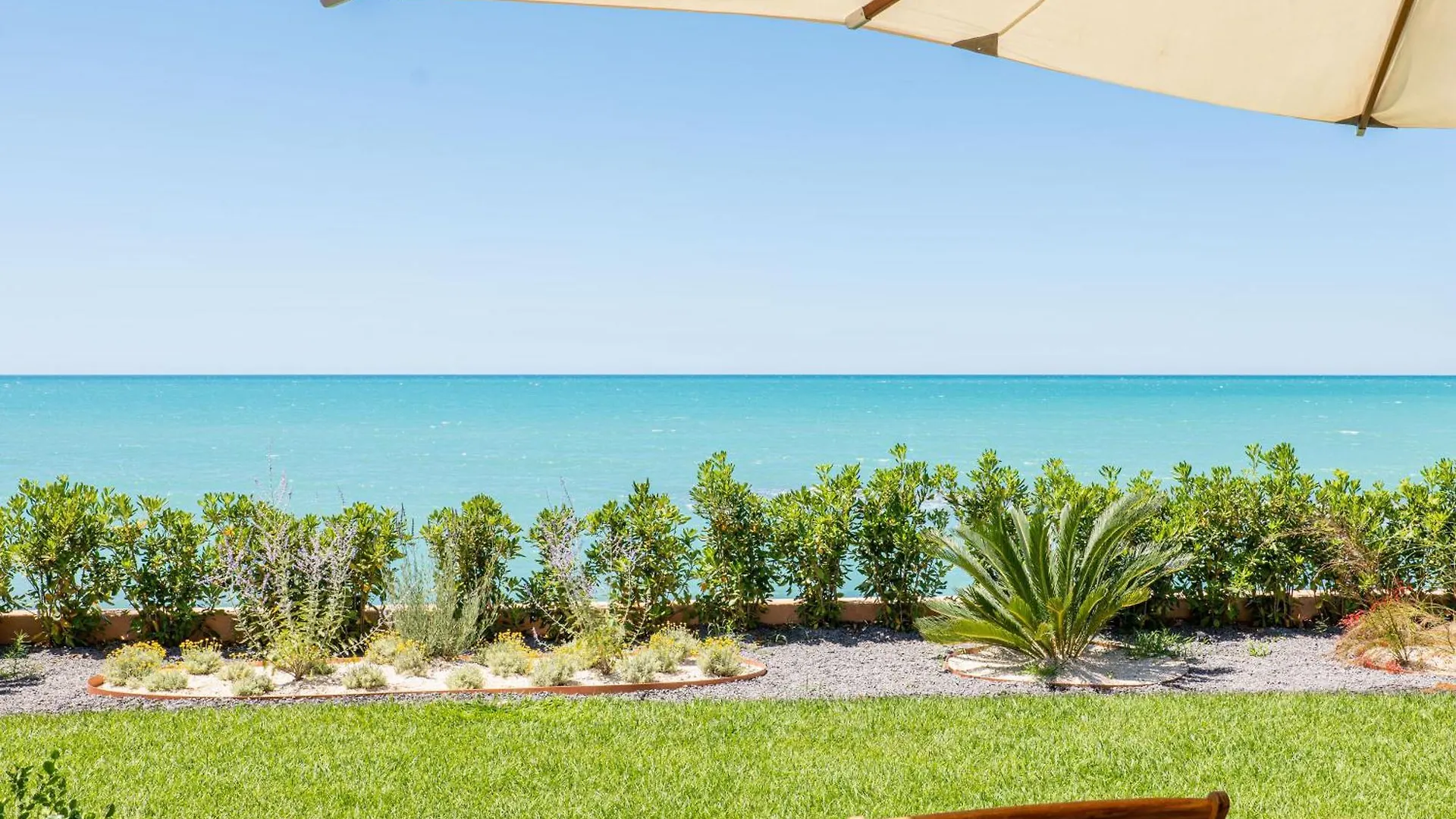 Villa Liberty San Leone